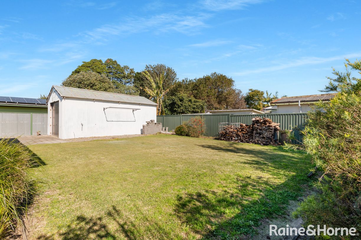 63 Golden Hill Avenue — photo 7 of 9