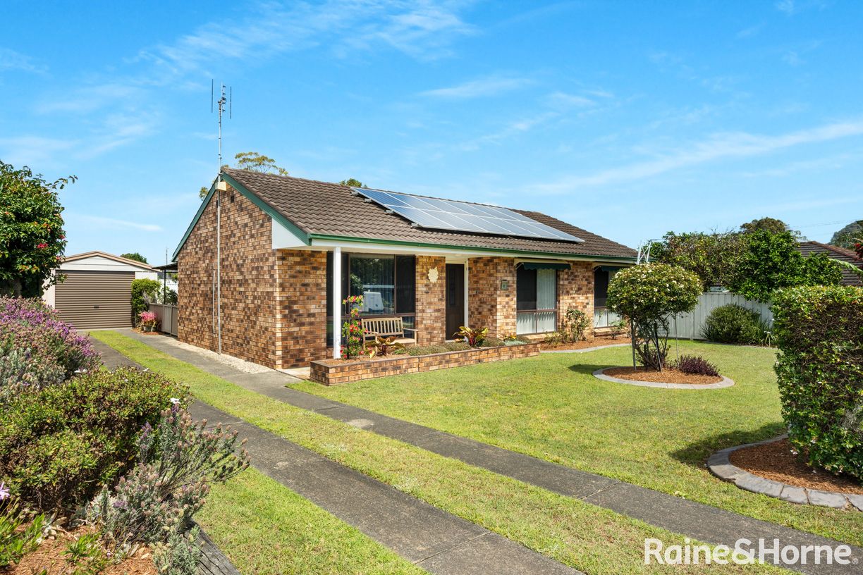 62 Shoalhaven Heads Road — photo from Raine & Horne Shoalhaven Heads