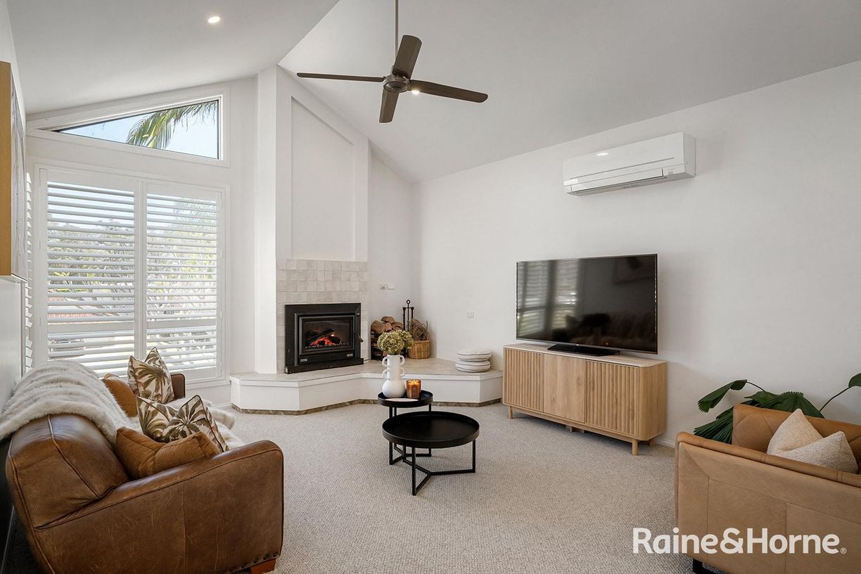 39 Scott Street — photo 2 of 26