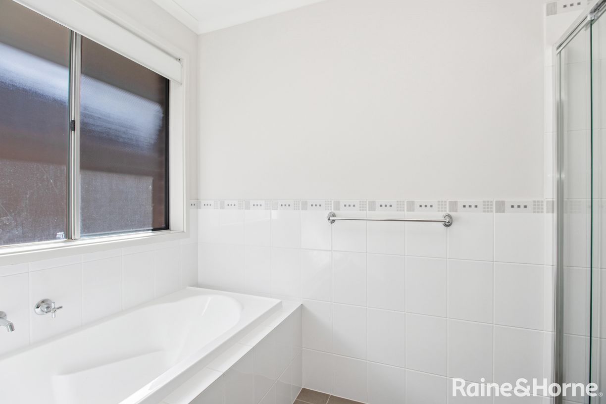 8 Waterlily Terrace — photo 12 of 14