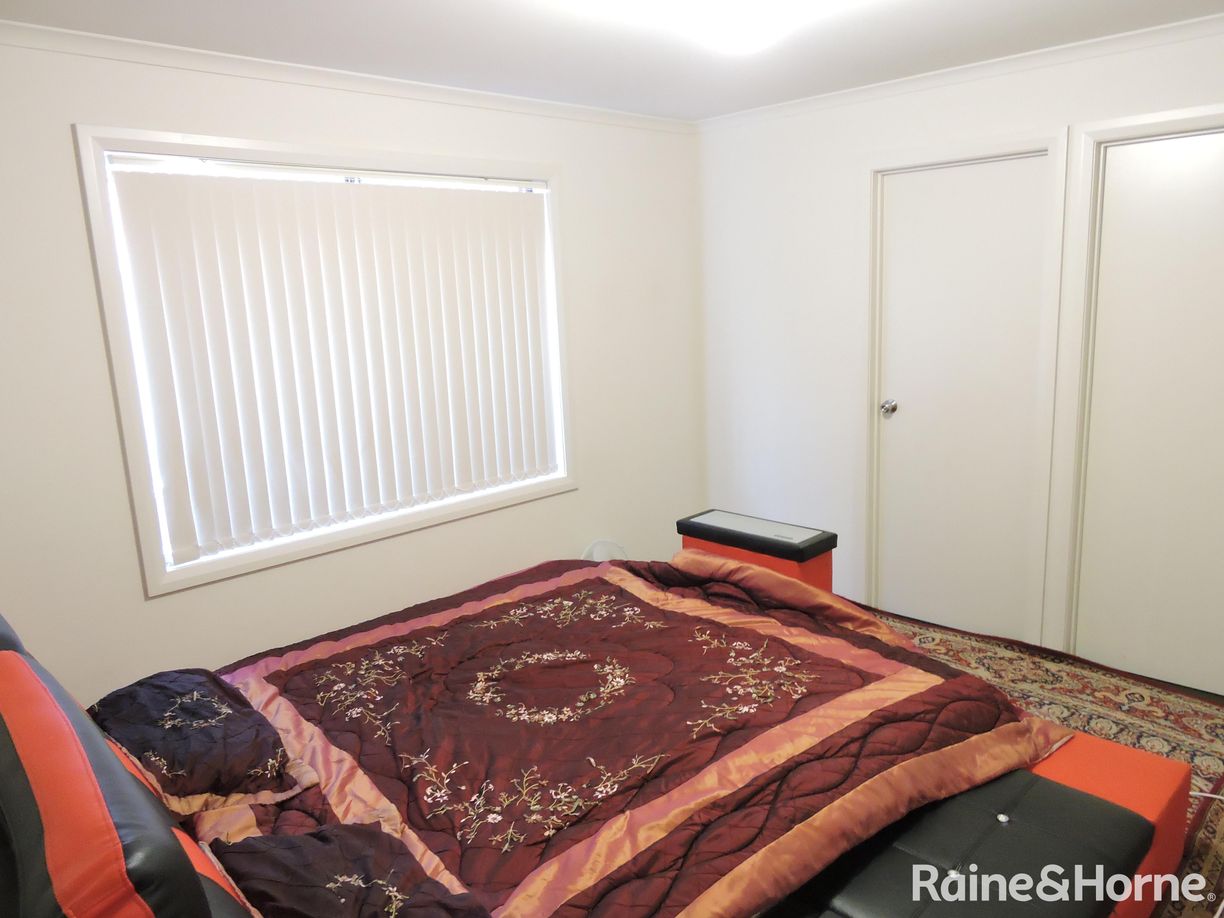 94 Hindmarsh Road — photo 6 of 13