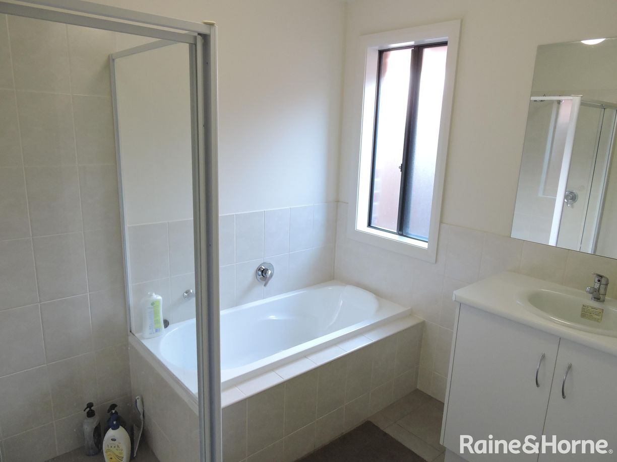 94 Hindmarsh Road — photo 9 of 13