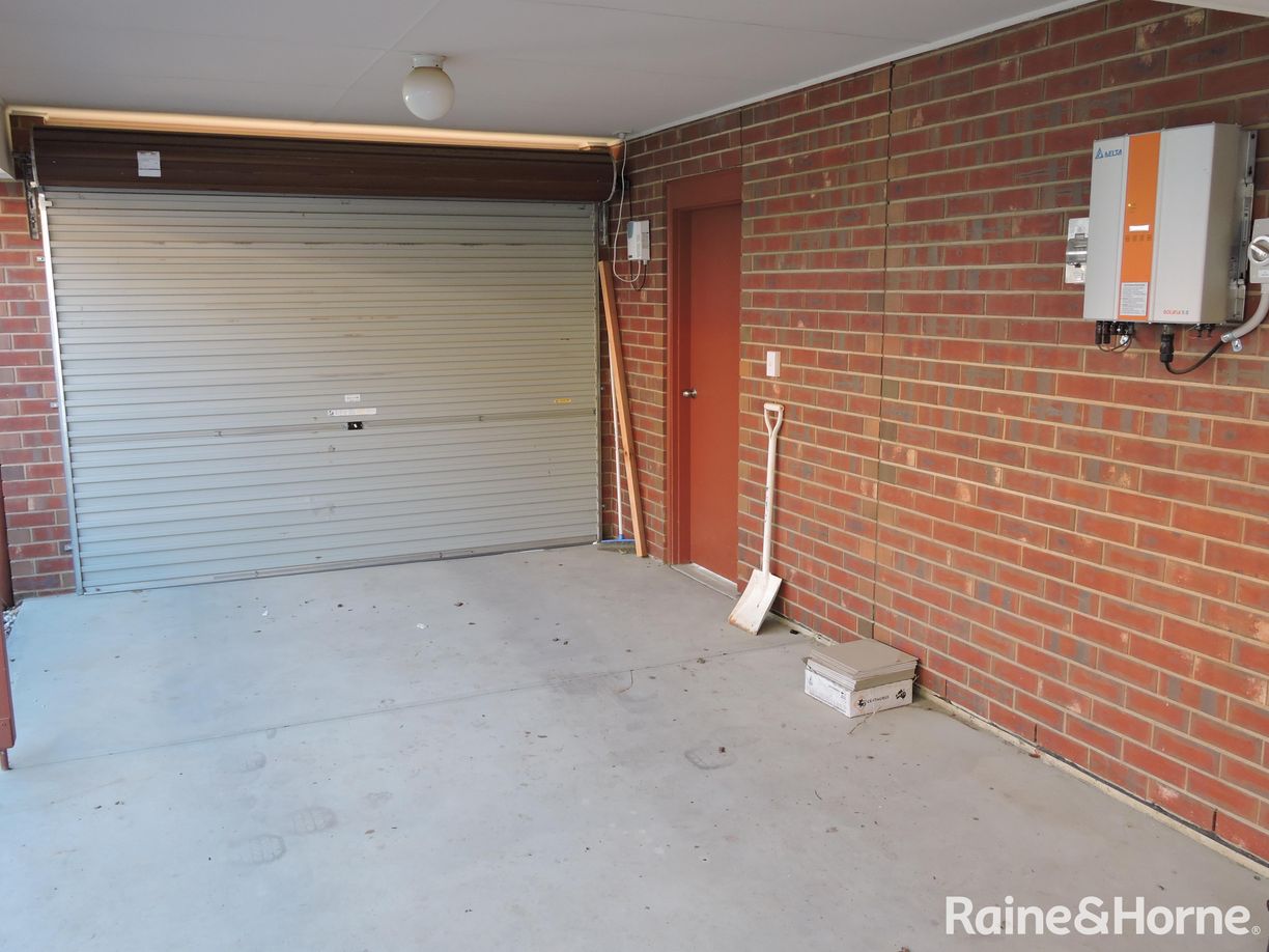 94 Hindmarsh Road — photo 12 of 13