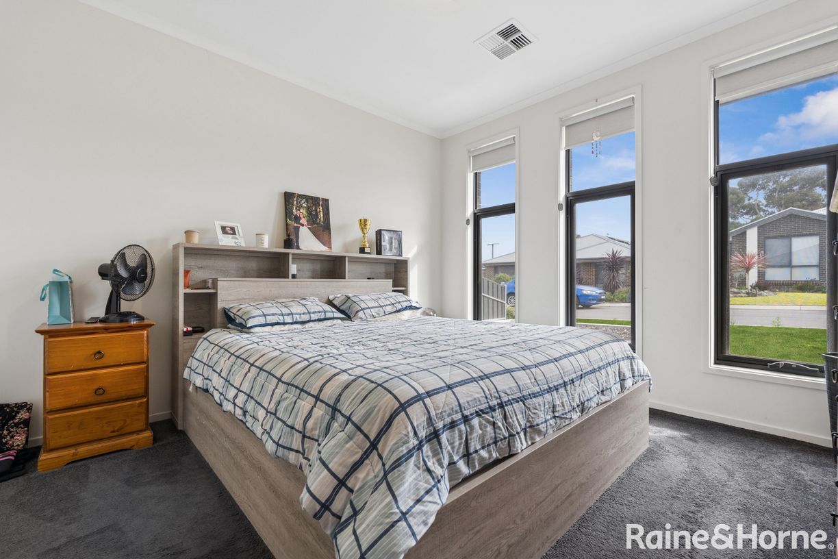 144A Hindmarsh Road — photo 5 of 15