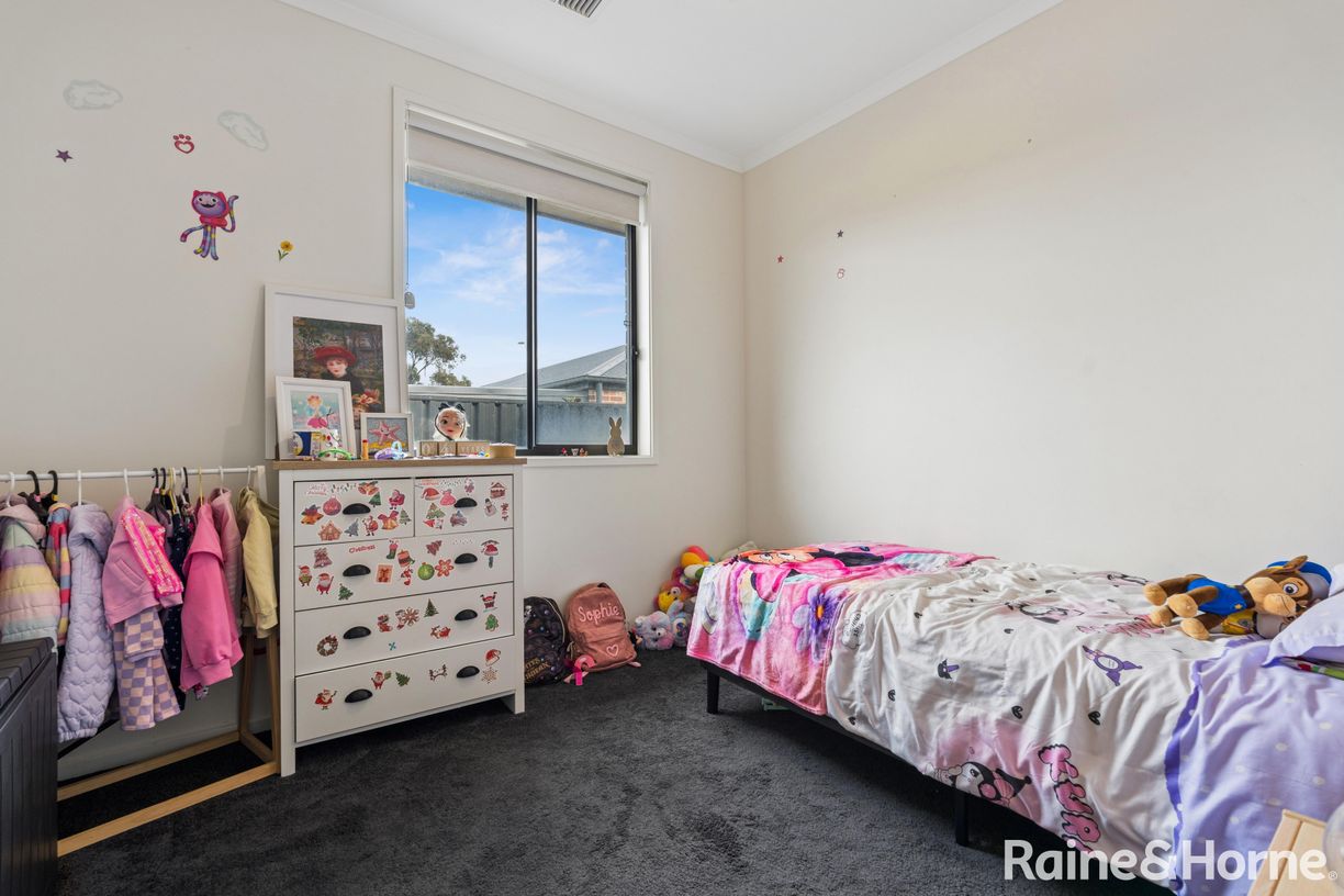 144A Hindmarsh Road — photo 10 of 15