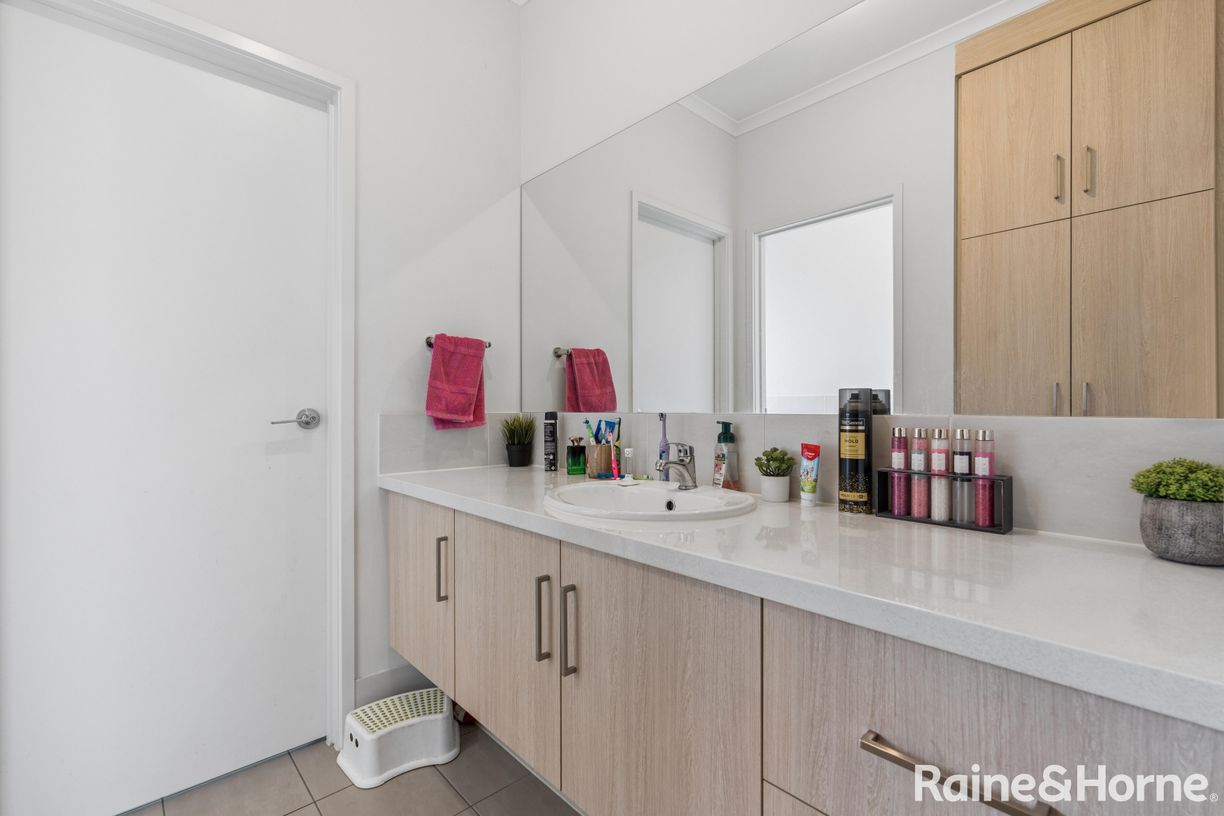 144A Hindmarsh Road — photo 11 of 15