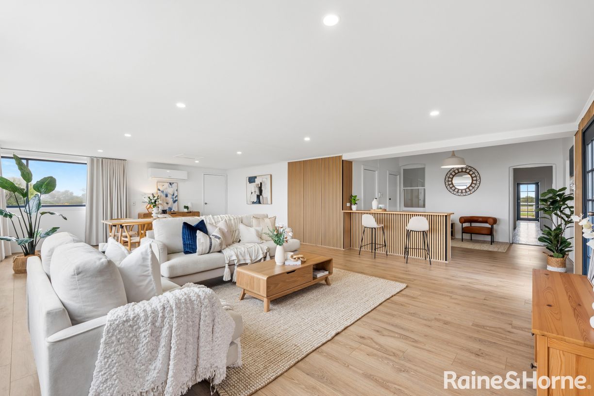 26 Upper Sunnyside Road — photo 5 of 26