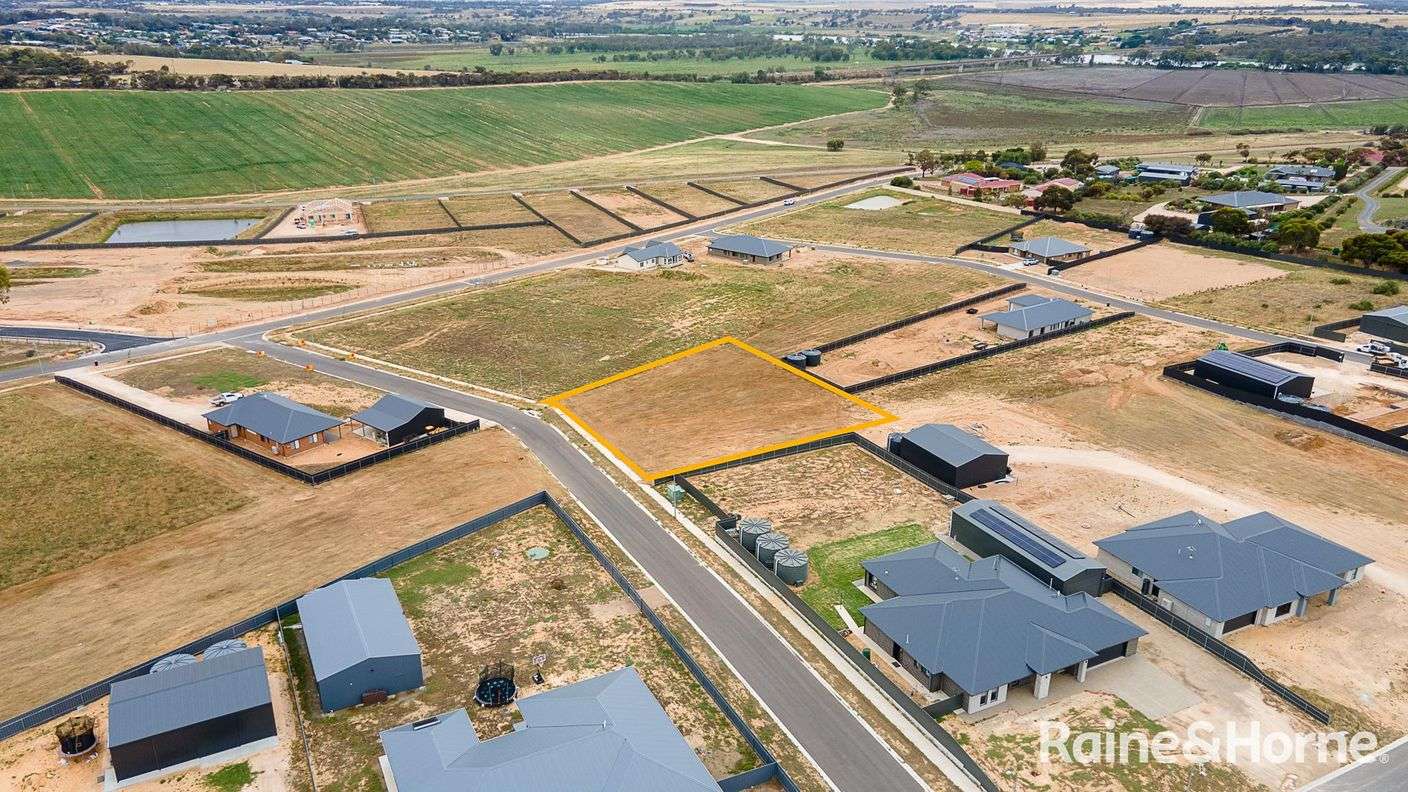35/Tully Lane — photo from Raine & Horne Murraylands RLA 145239