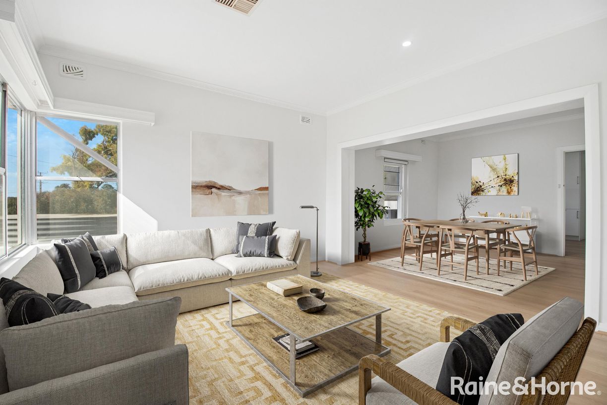 33 Doyle Road — photo 5 of 16