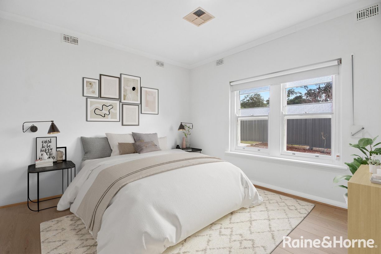 33 Doyle Road — photo 7 of 16