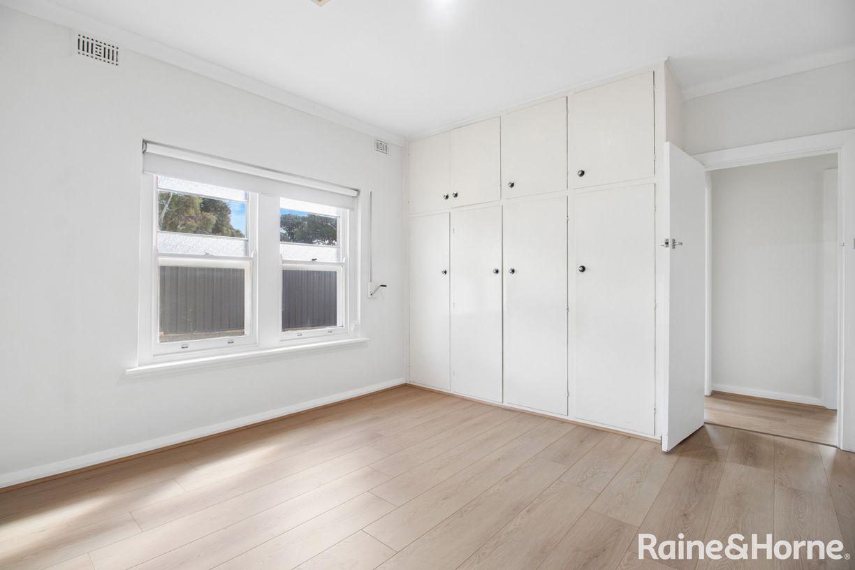 33 Doyle Road — photo 8 of 16