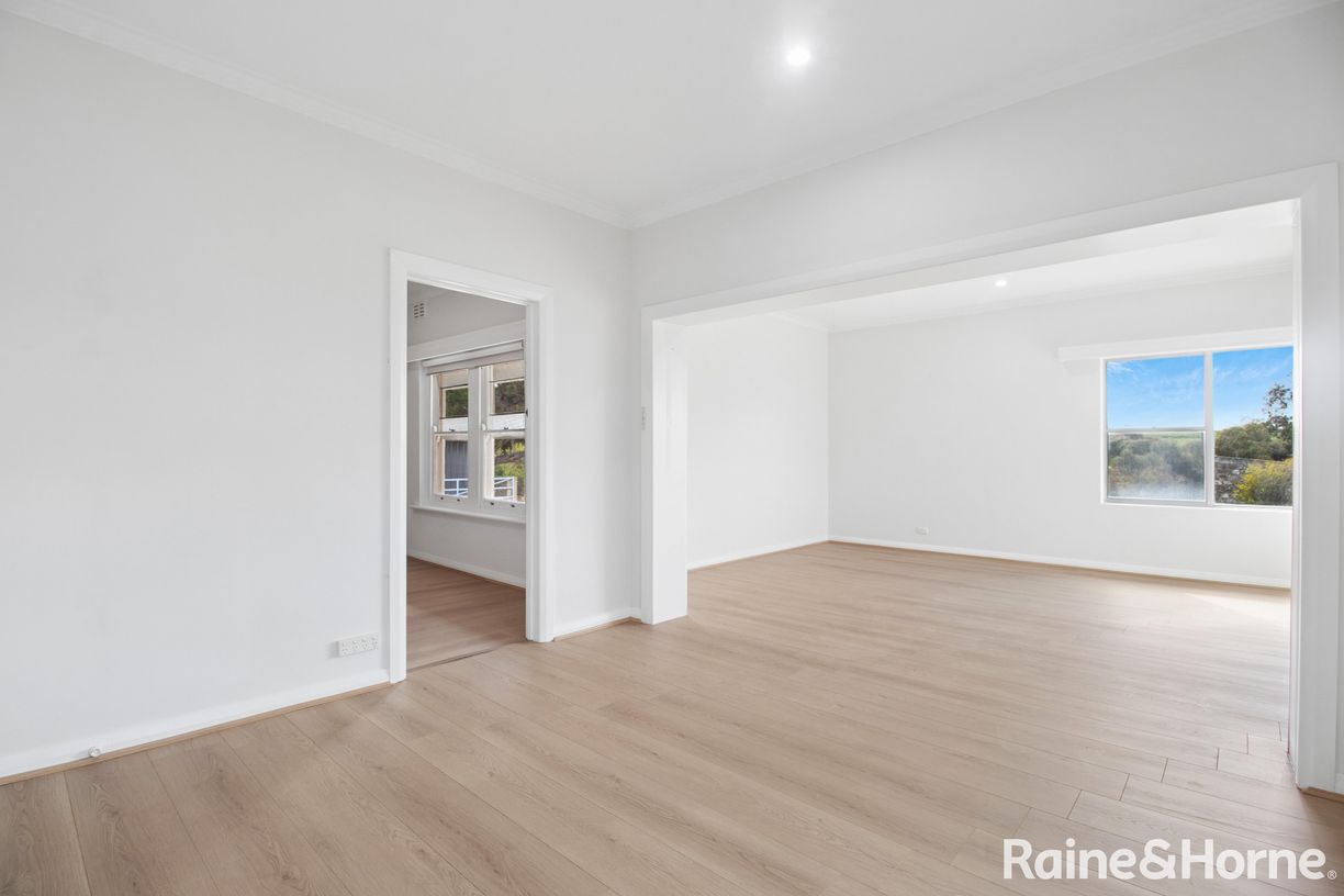 33 Doyle Road — photo 11 of 16