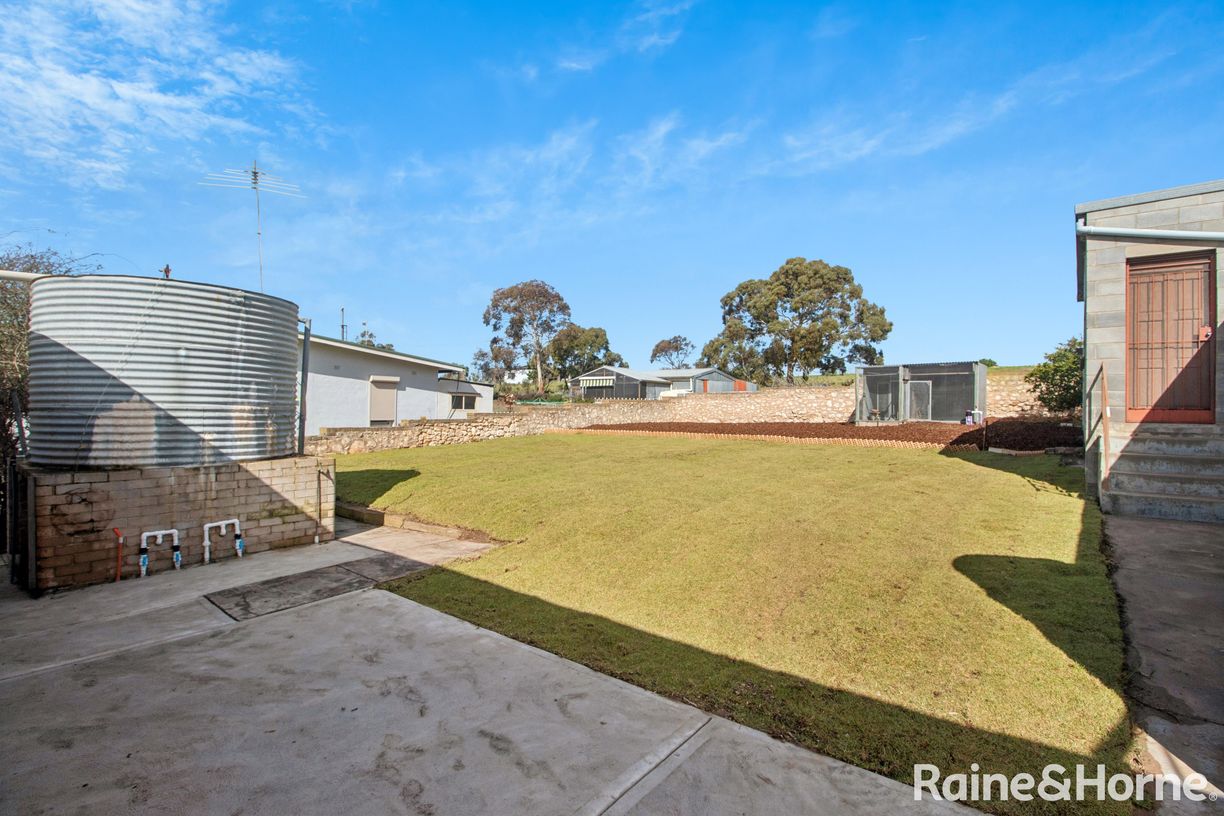 33 Doyle Road — photo 14 of 16