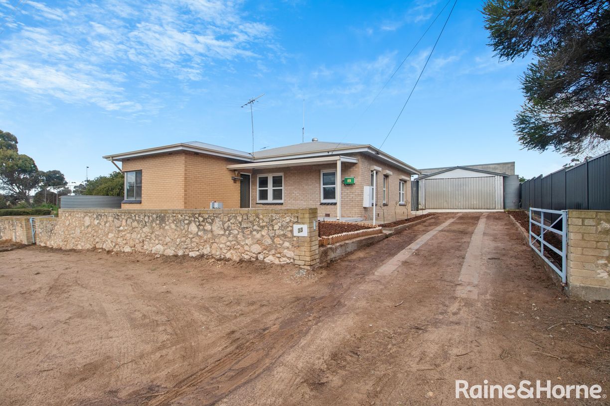 33 Doyle Road — photo from Raine & Horne Murraylands RLA 145239