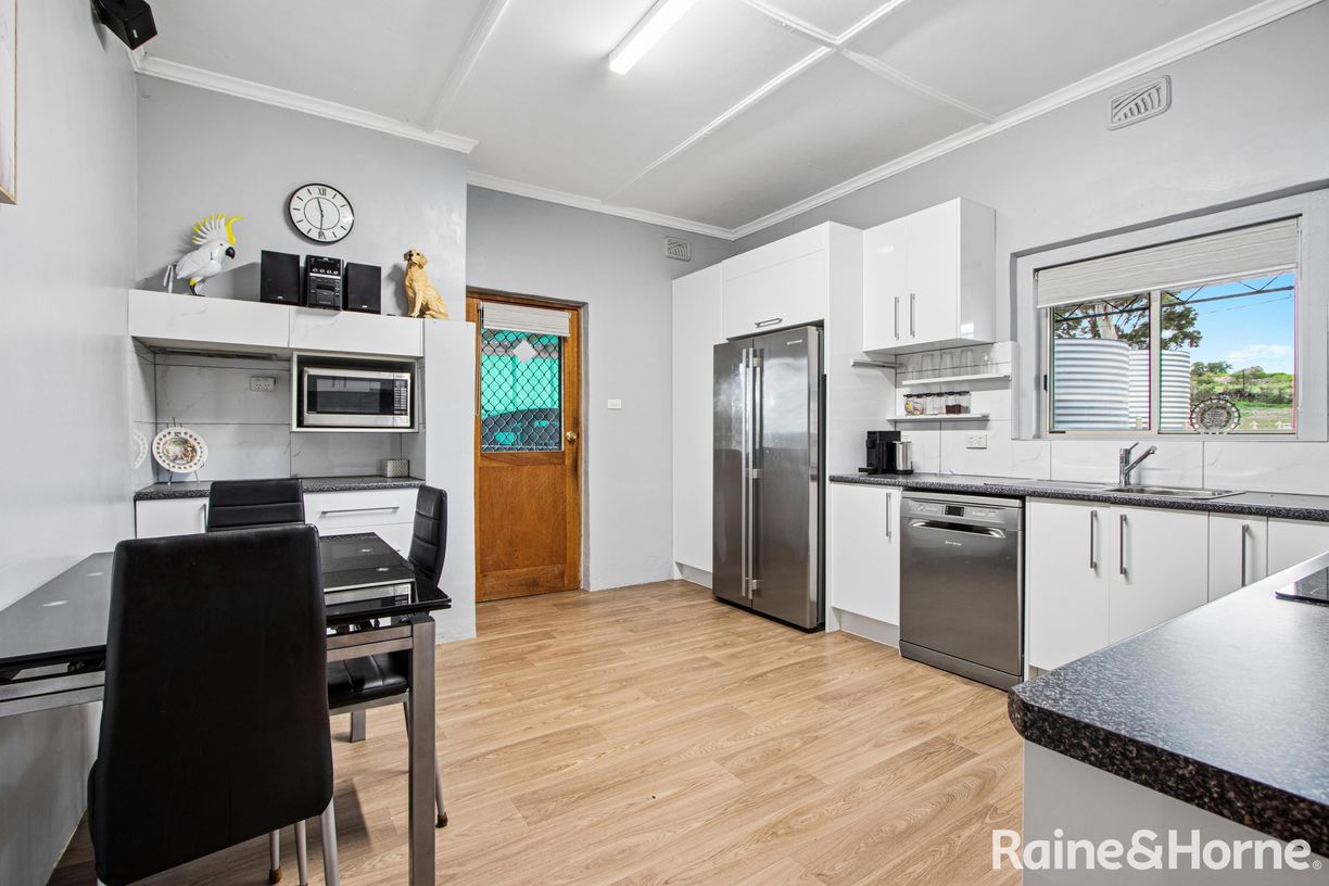 35 Doyle Road — photo 3 of 13