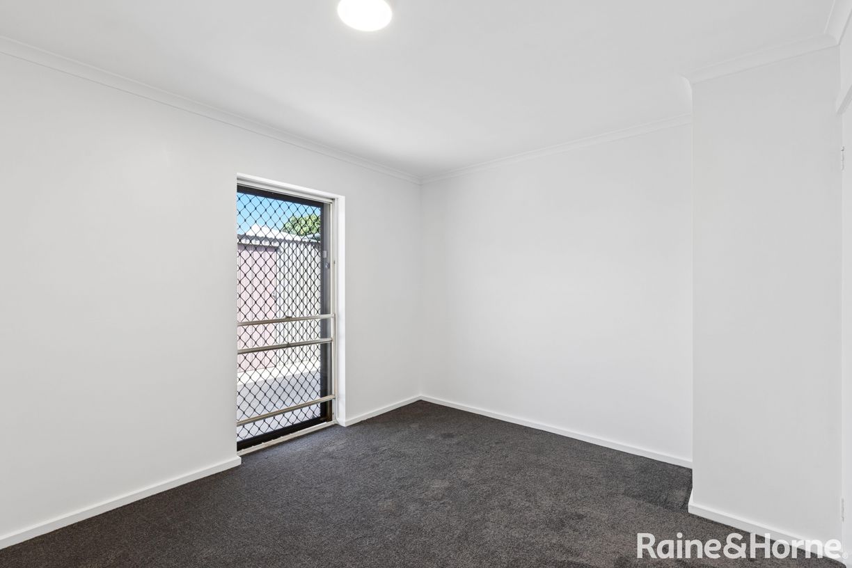 2 Lorraine Street — photo 7 of 13