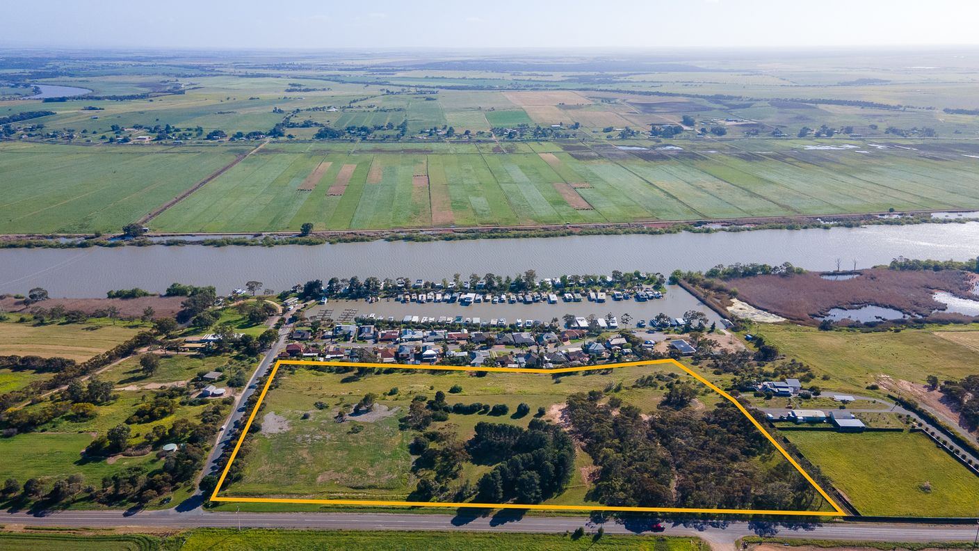 126/Marina View Road — photo from Raine & Horne Murraylands RLA 145239