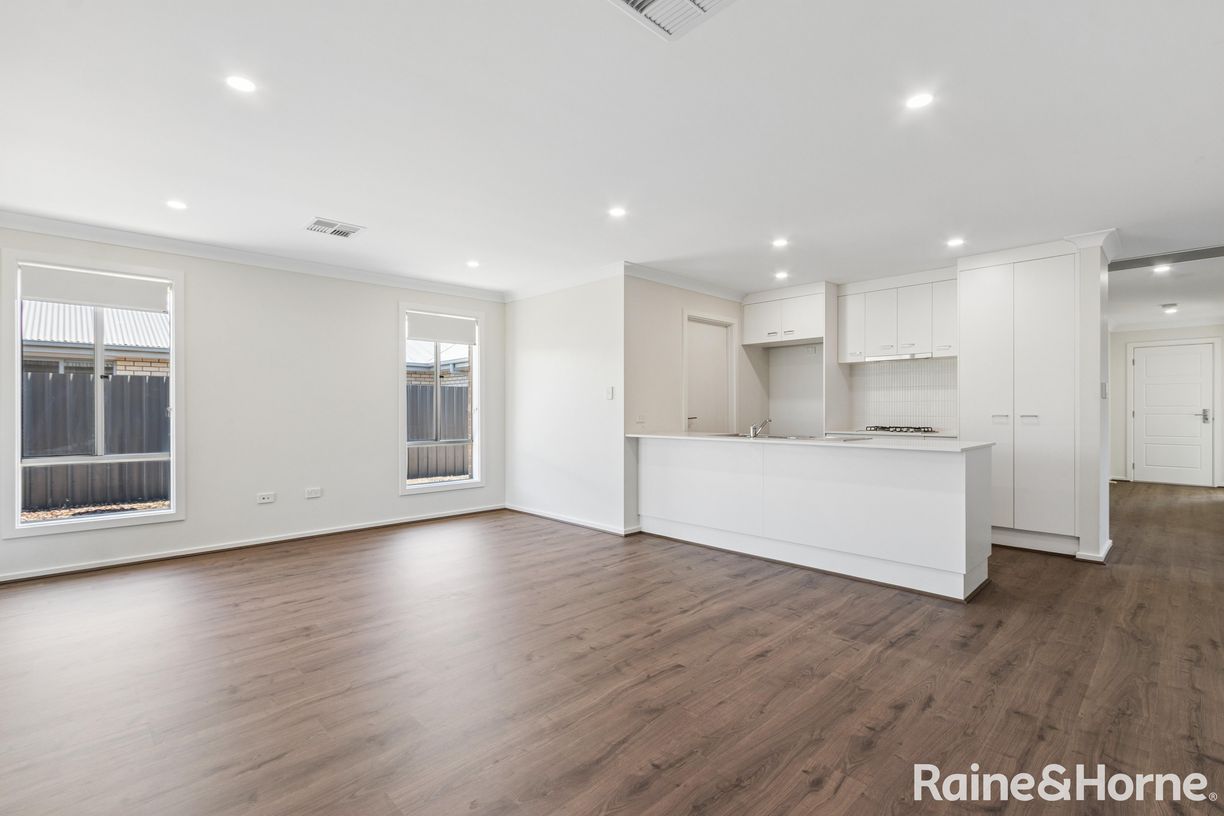 3 Murrundi Crescent — photo 3 of 14