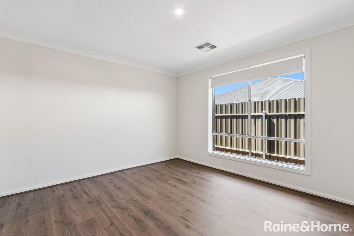 3 Murrundi Crescent — photo 6 of 14