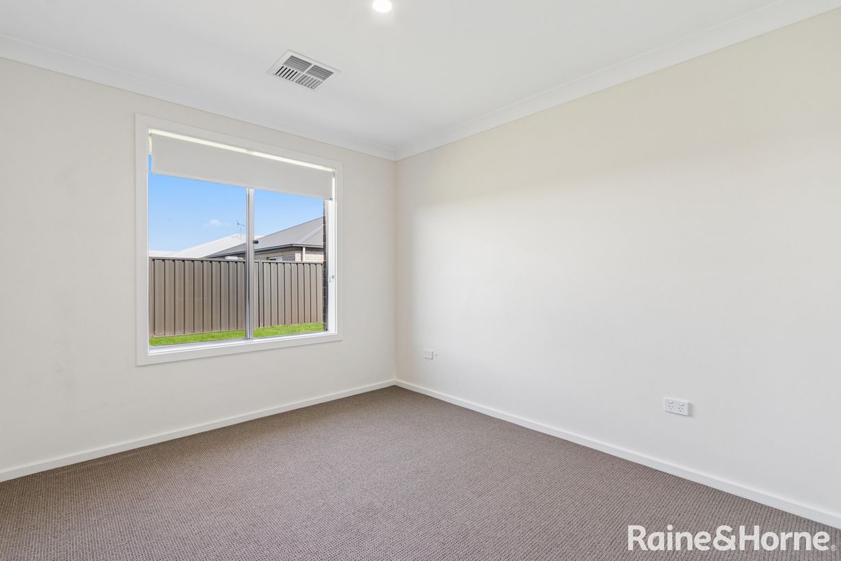 3 Murrundi Crescent — photo 10 of 14