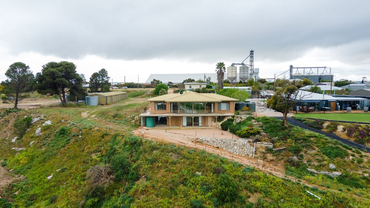 200 Princes Highway — photo 17 of 22