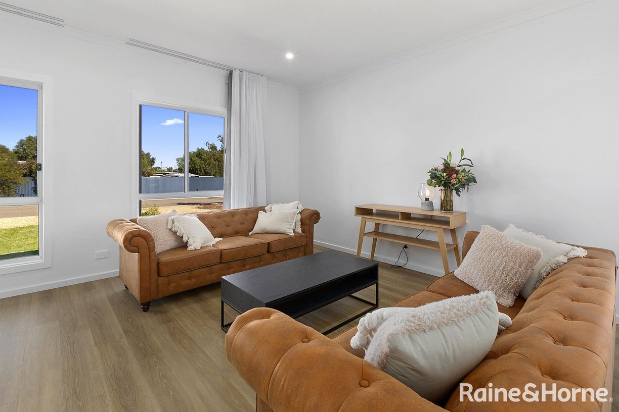 4 Pretoria Street — photo 6 of 13