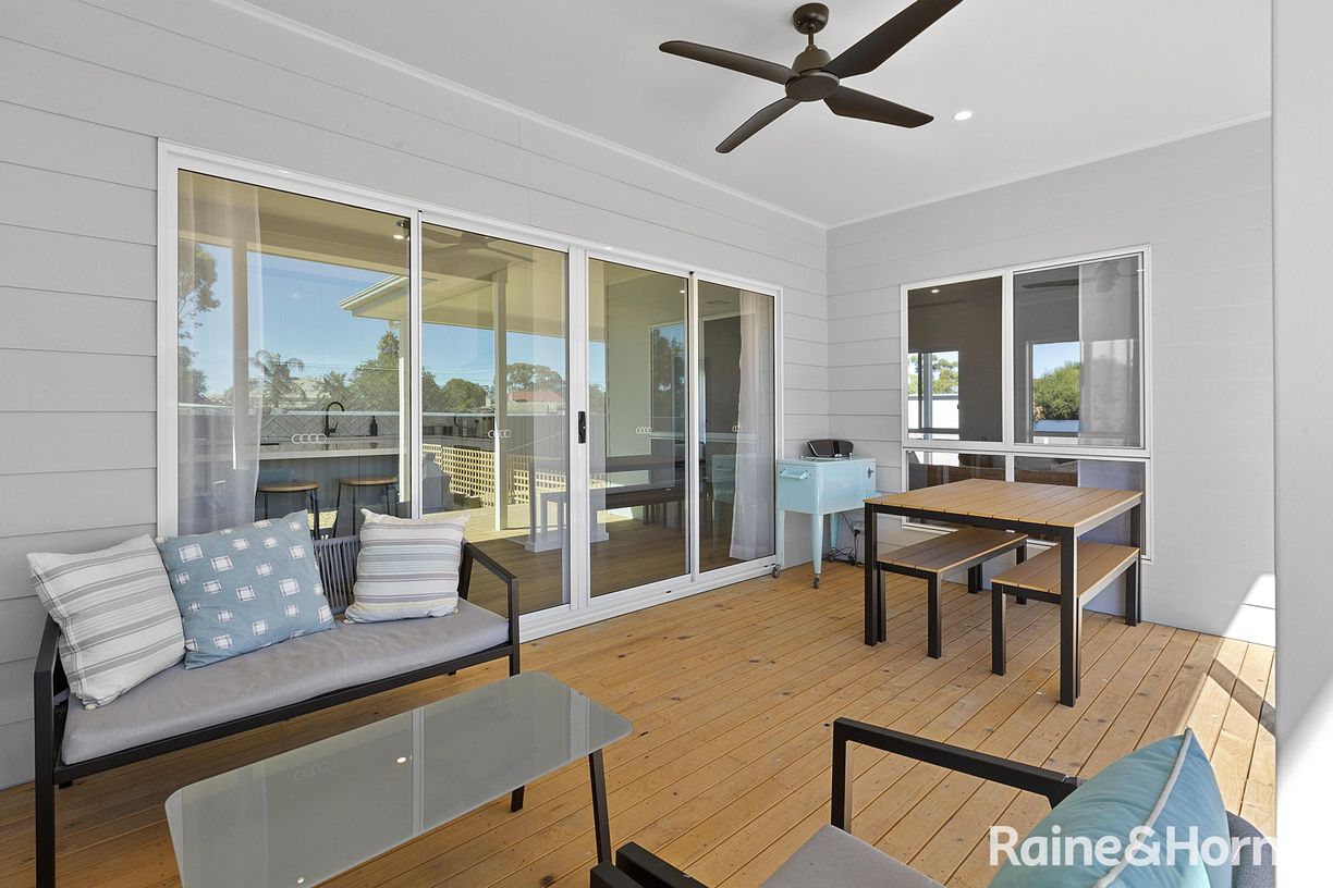 4 Pretoria Street — photo 12 of 13