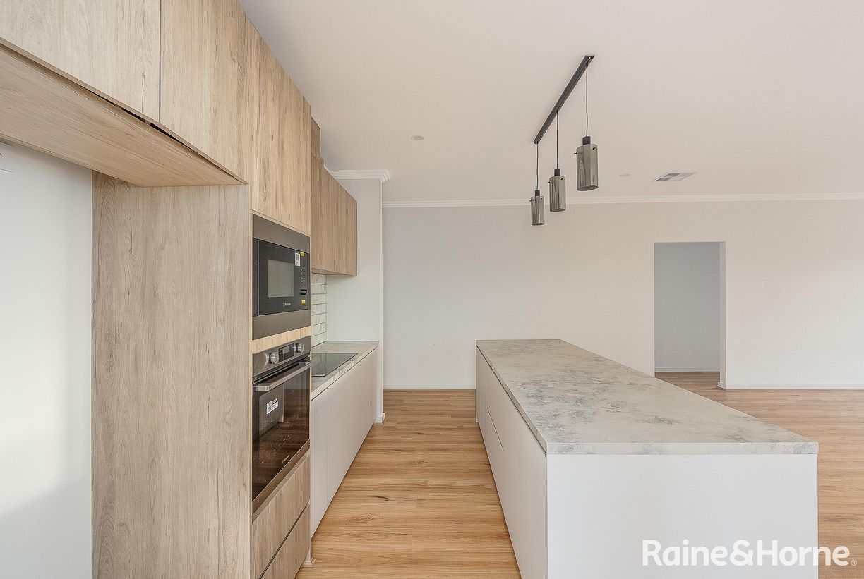 40 Vista Way — photo 3 of 19