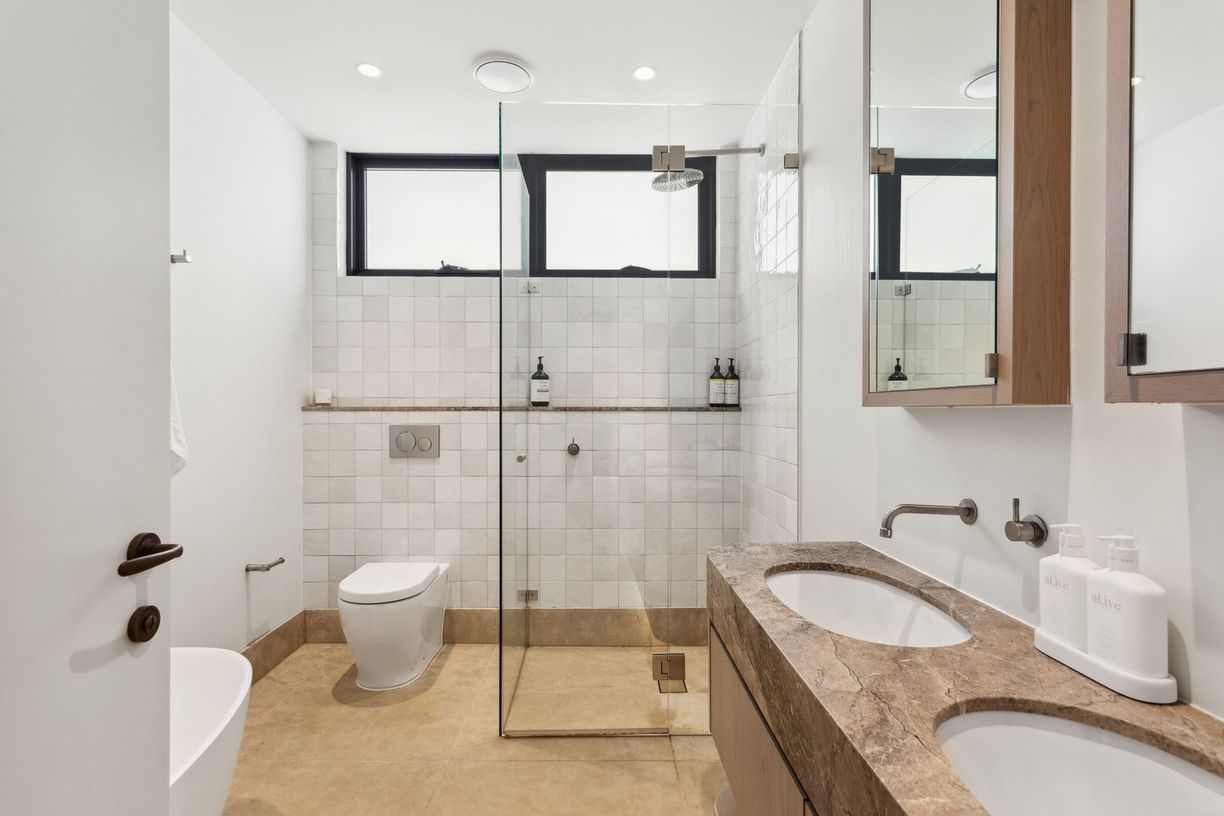 105B Military Road — photo 13 of 16