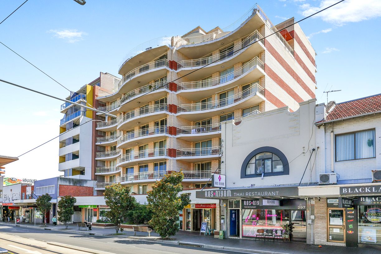 19/301-303 Anzac Parade — photo from Raine & Horne Double Bay