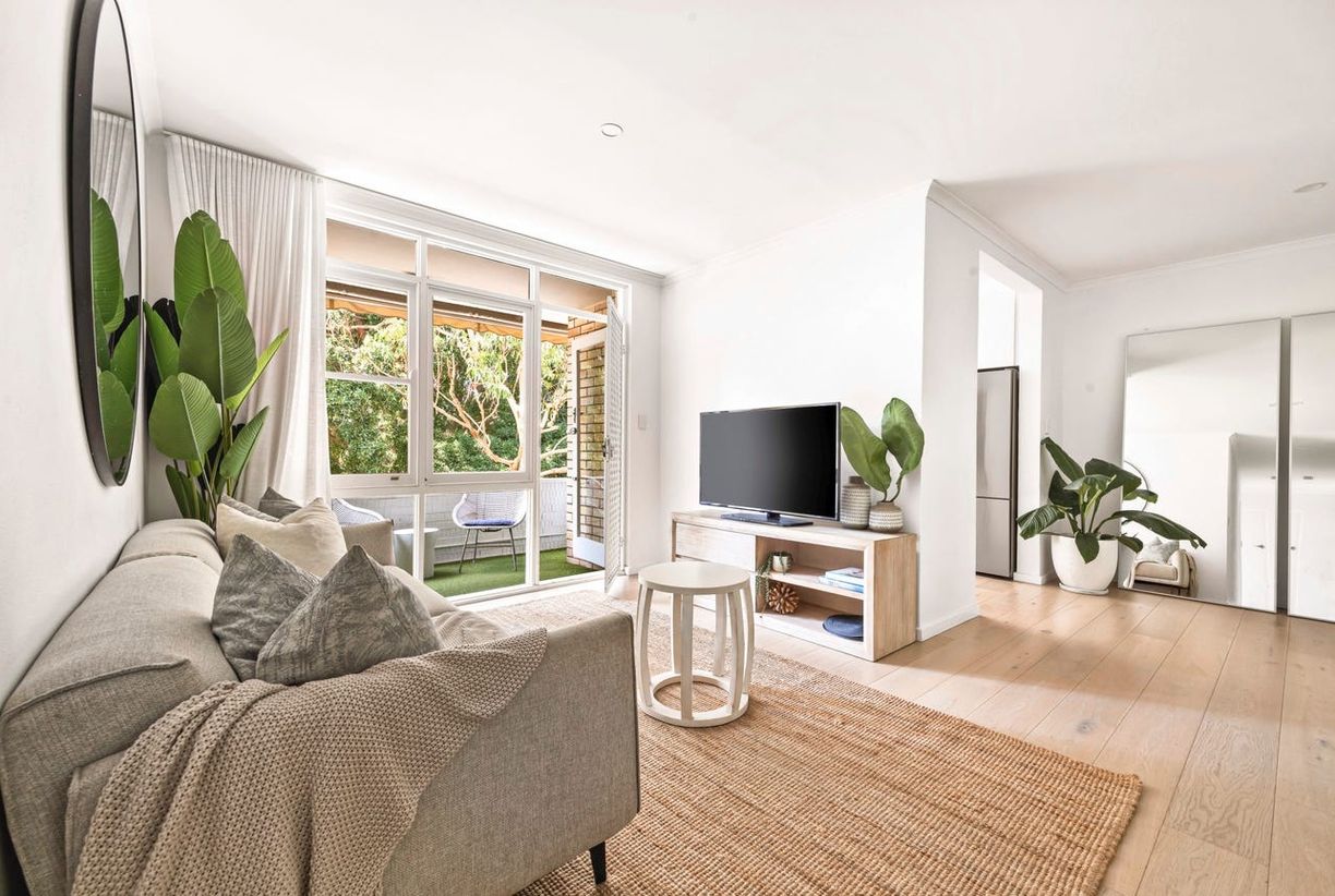 1/54 Sir Thomas Mitchell Road — photo 3 of 11