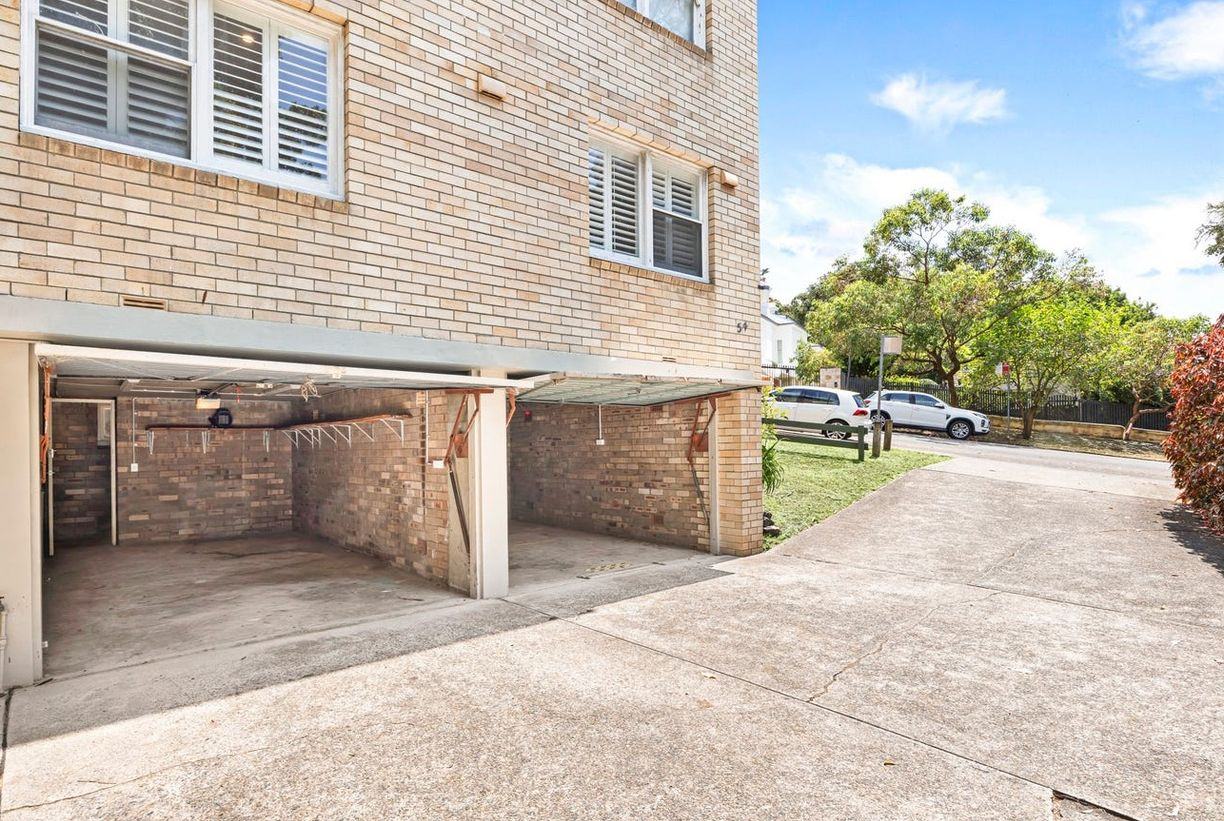 1/54 Sir Thomas Mitchell Road — photo 10 of 11