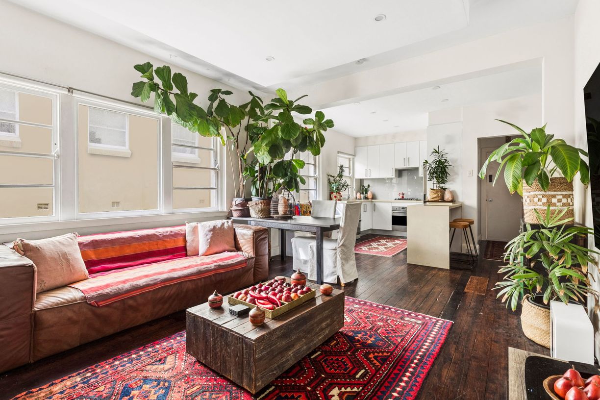 8/228 Campbell Parade — photo from Raine & Horne Double Bay