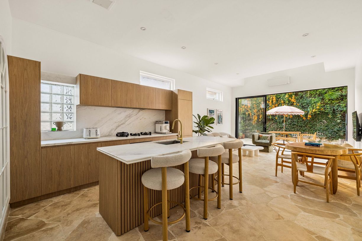 84 Francis Street — photo from Raine & Horne Double Bay