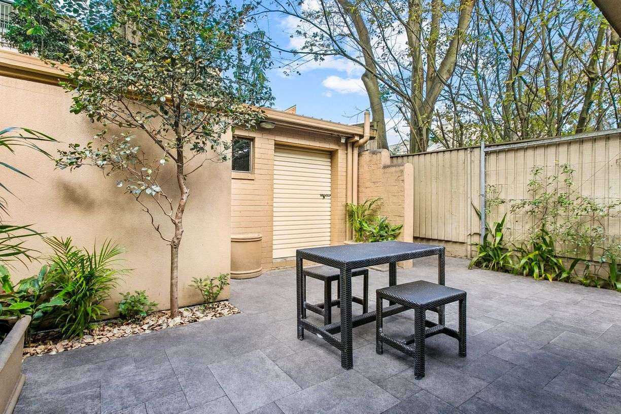 95 Paddington Street — photo 5 of 10