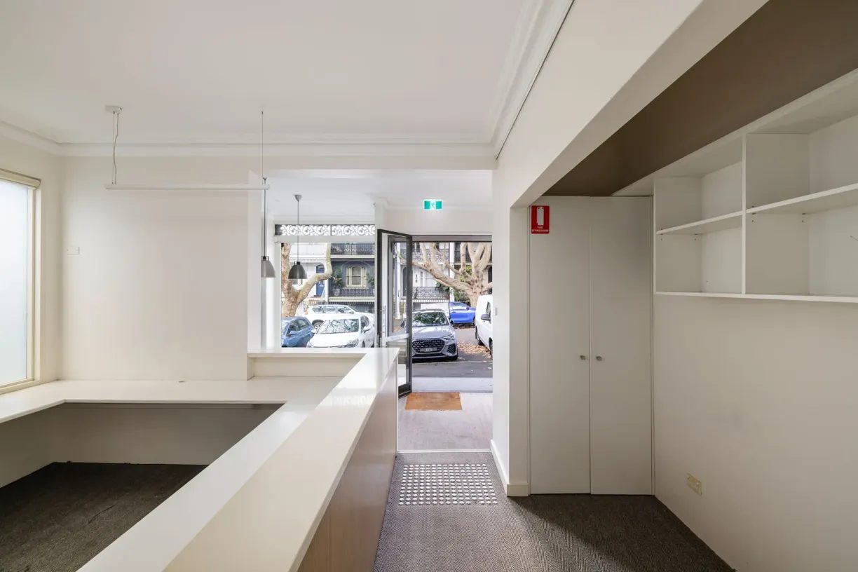 95 Paddington Street — photo 9 of 10