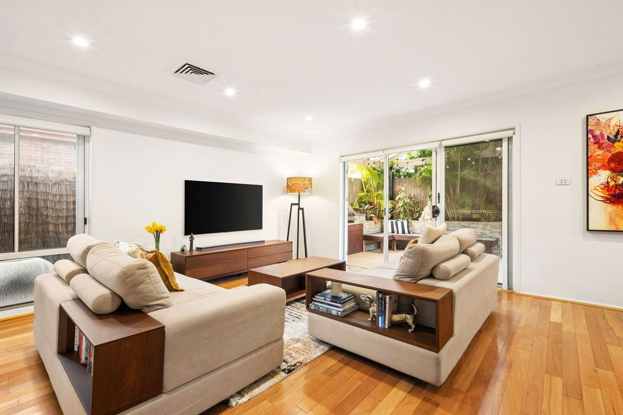 11A Clyde Street — photo 3 of 14