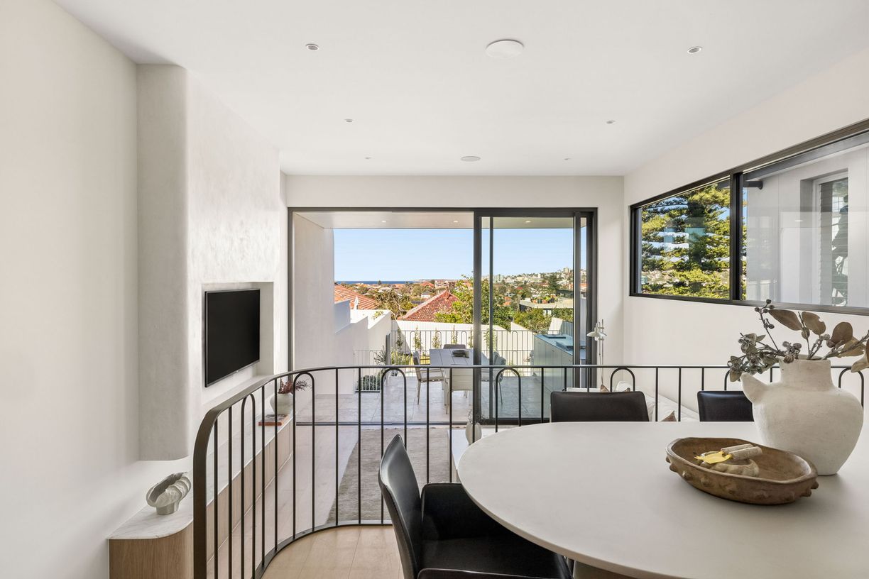 21 Macleay Street — photo 3 of 24