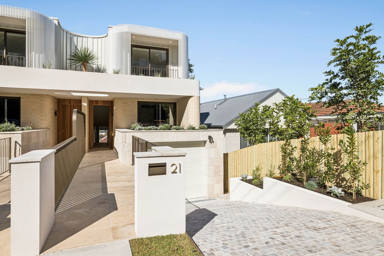 21 Macleay Street — photo 20 of 24