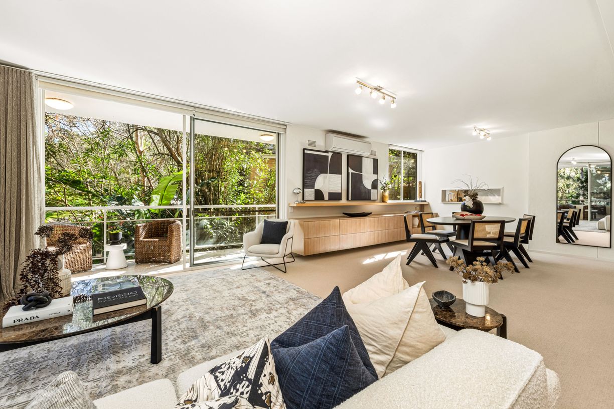 2/21 Cooper Park Road — photo from Raine & Horne Double Bay