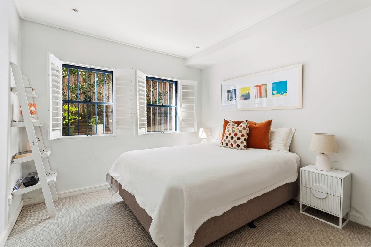 3/8-12 Frederick Street — photo 6 of 10