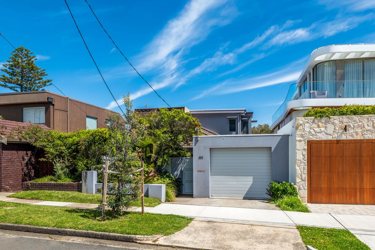 202 Old South Head Road — photo 3 of 3