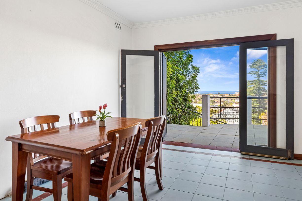 12 Macleay Street — photo 3 of 13