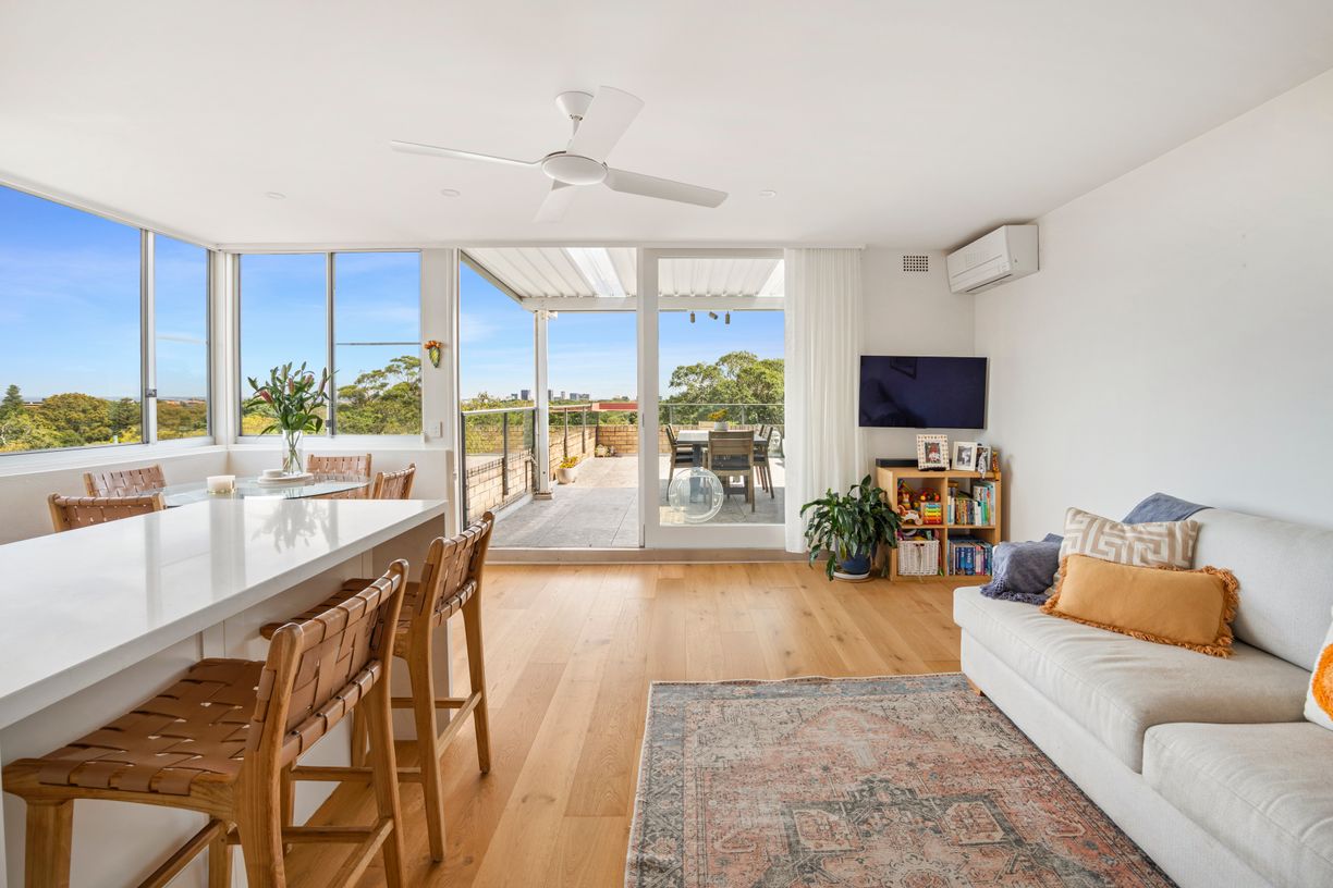 15/47 York Road — photo from Raine & Horne Double Bay