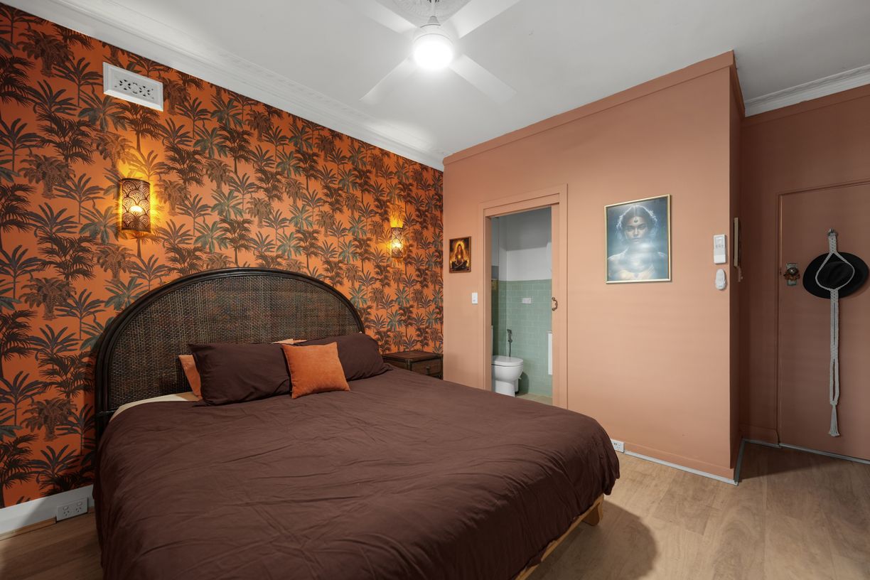 1/125 Hall Street — photo 10 of 19