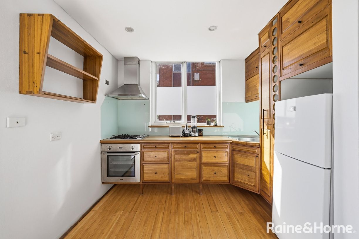 4/660 Barrenjoey Road — photo 4 of 9