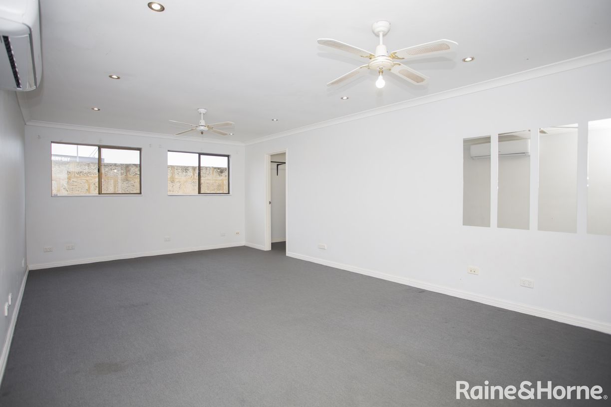 1 Afon Avenue — photo 7 of 26