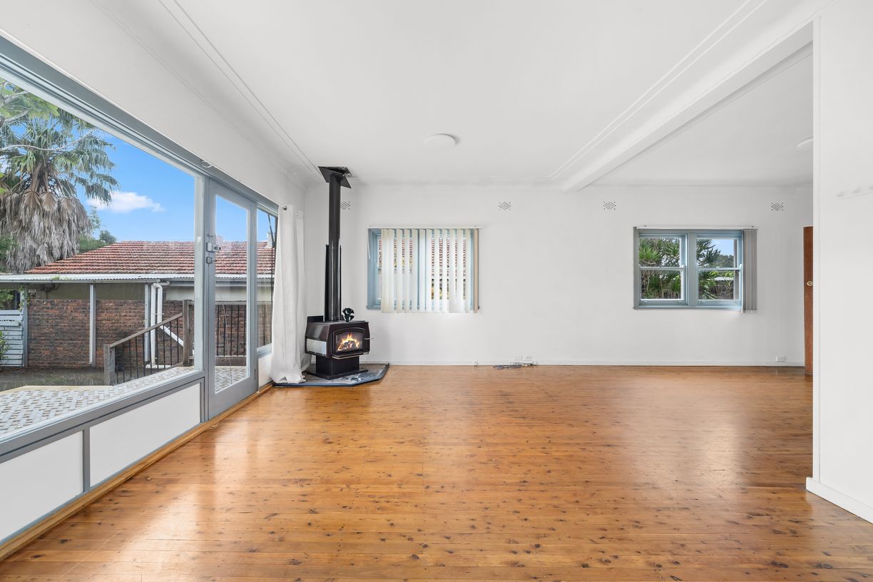 162 Princes Highway — photo 3 of 10