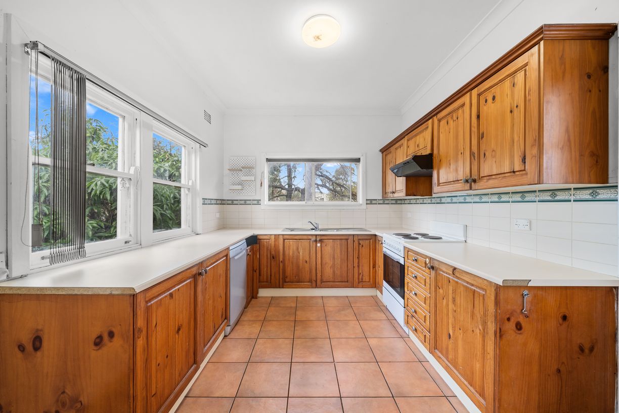 162 Princes Highway — photo 4 of 10