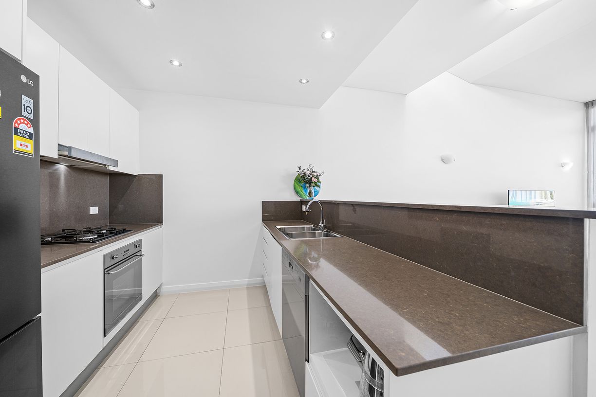 618/12 Rancom Street — photo 4 of 9